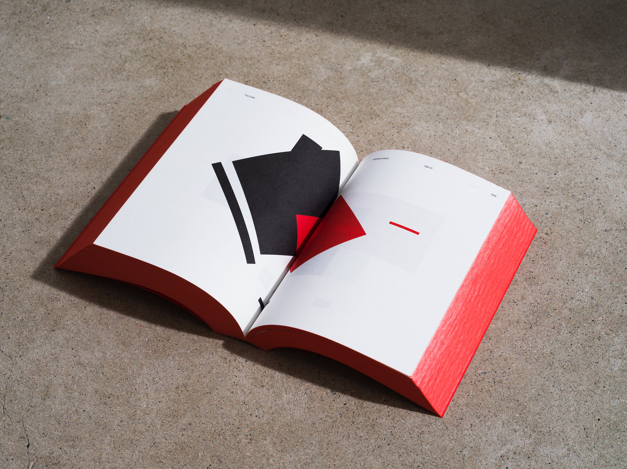 The printed book Ode to Construction – Abstraction in the Digital Age